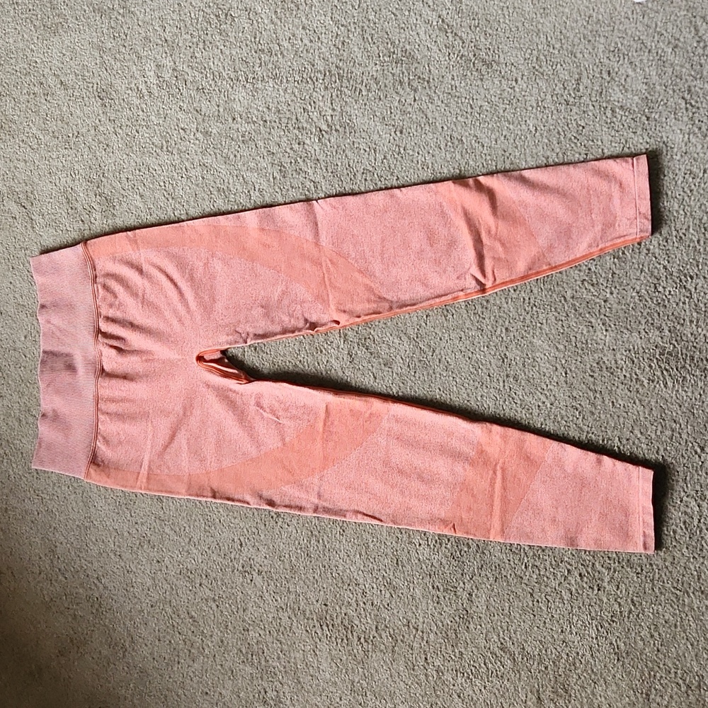 Womens PINK leggings size M